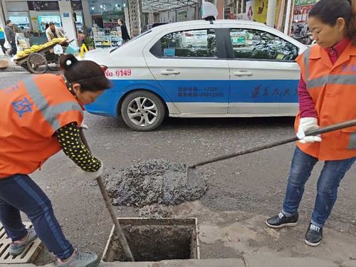 志仲镇沉沙井清掏-污水井清理