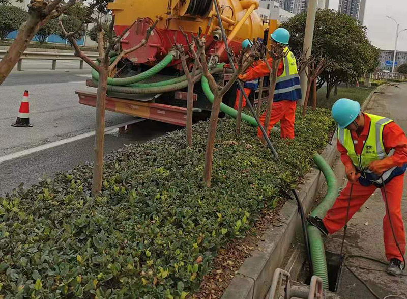 志仲镇市政管道清淤